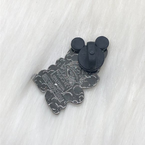 🔮 5/$25 Disney Chip 'n' Dale Stylized Dale Pin - Picture 3 of 3